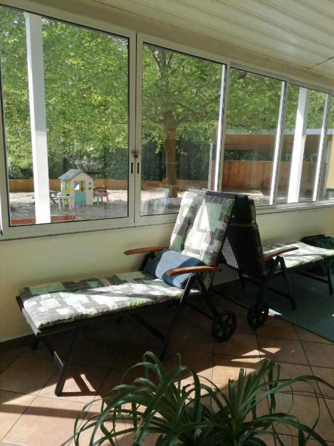Ferienwohnung Schuhmann Mit Wintergarten Und Garten Therme Aquapulco Und Ikuna Erlebnispark, Zoo Schmiding 20 Min Mit Auto Entfernt Ab 3 Naechte Buchbar Hinzenbach Exterior foto